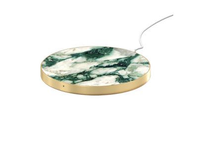 Chargeur Qi IDEAL OF SWEDEN sans fil - Modèle Calacatta Emerald Marble