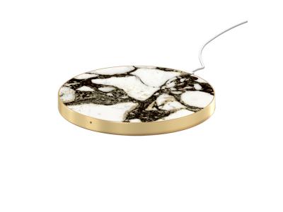 Chargeur Qi IDEAL OF SWEDEN sans fil - Modèle Calacatta Golden Marble